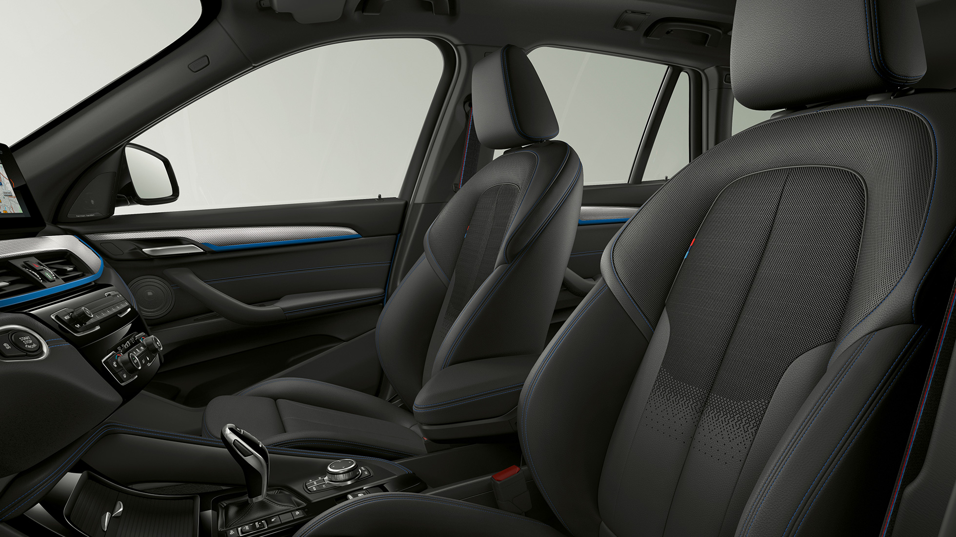 BMW X1, Versão Desportiva M, estofos BMW X1, Versão Desportiva M, interior com destaque para os estofos