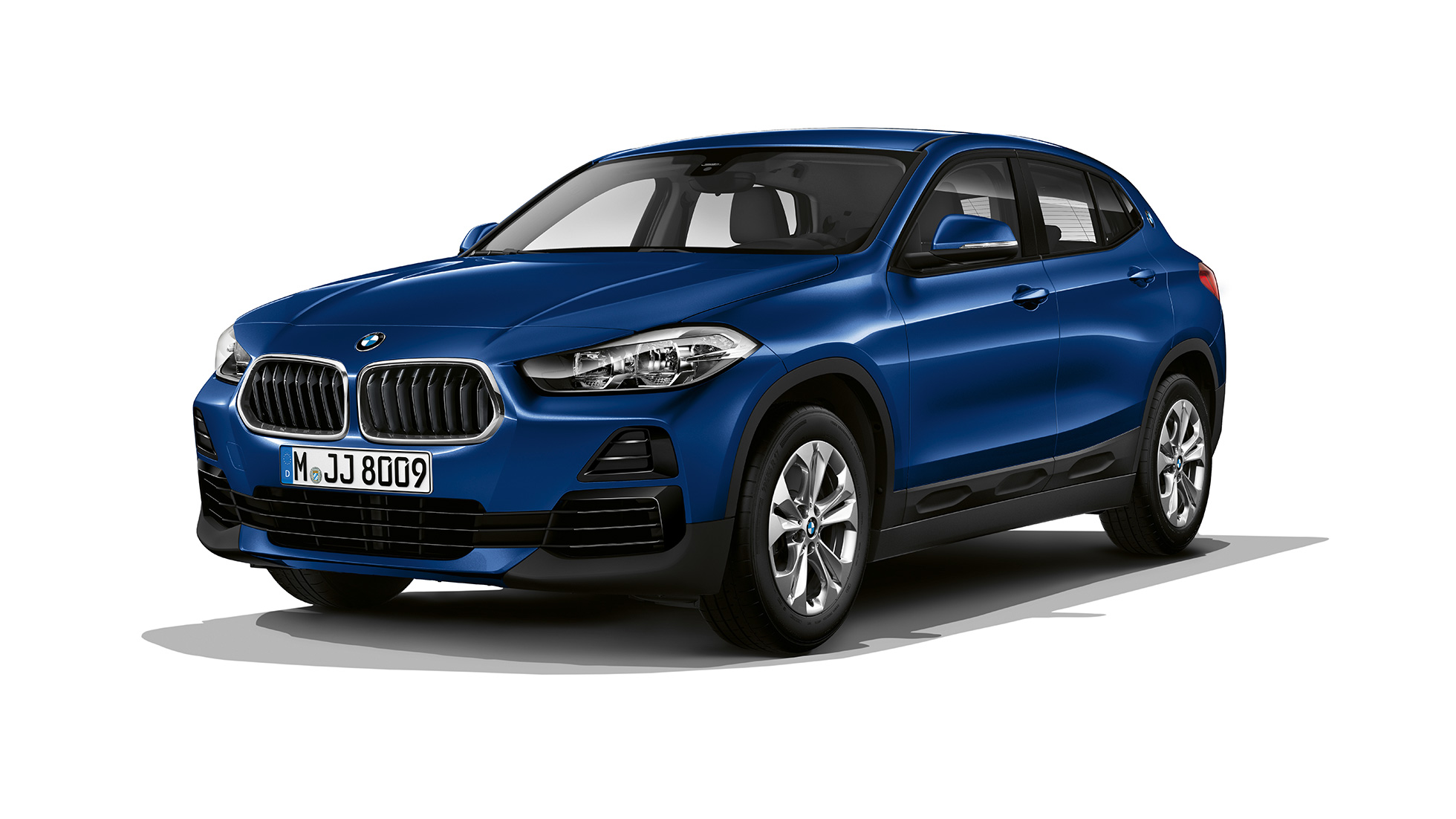 Perspetiva frontal a três quartos, BMW X2 sDrive20i, Versão Advantage BMW X2 sDrive20i, Versão Advantage, 2018, F39, azul Mediterranean metalizado, perspetiva frontal a três quartos