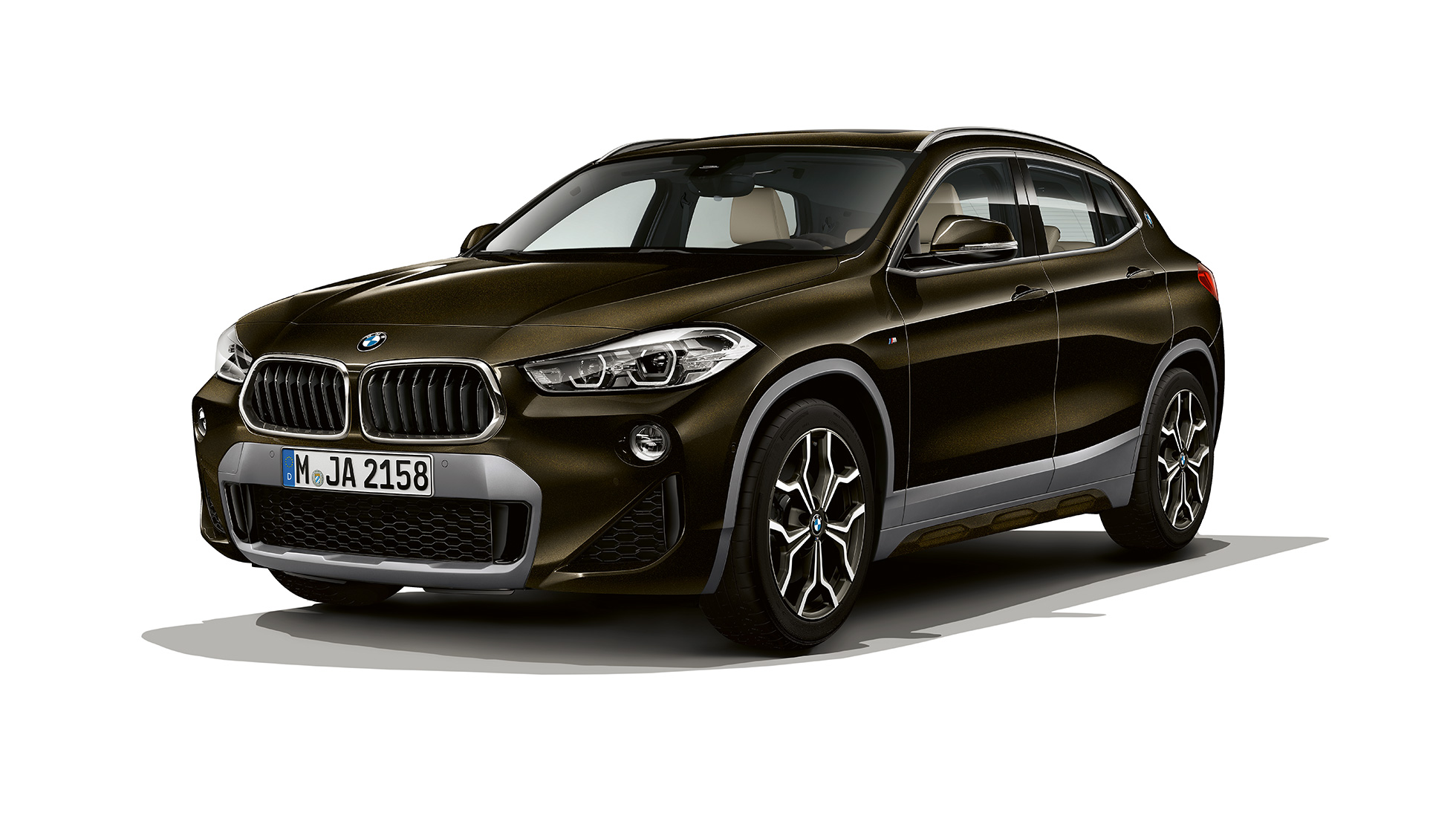 Perspetiva frontal a três quartos, BMW X2 sDrive20i, Versão X Desportiva M BMW X2 sDrive20i, Versão X Desportiva M, 2018, F39, Sparkling Storm com efeito brilhante, perspetiva frontal a três quartos