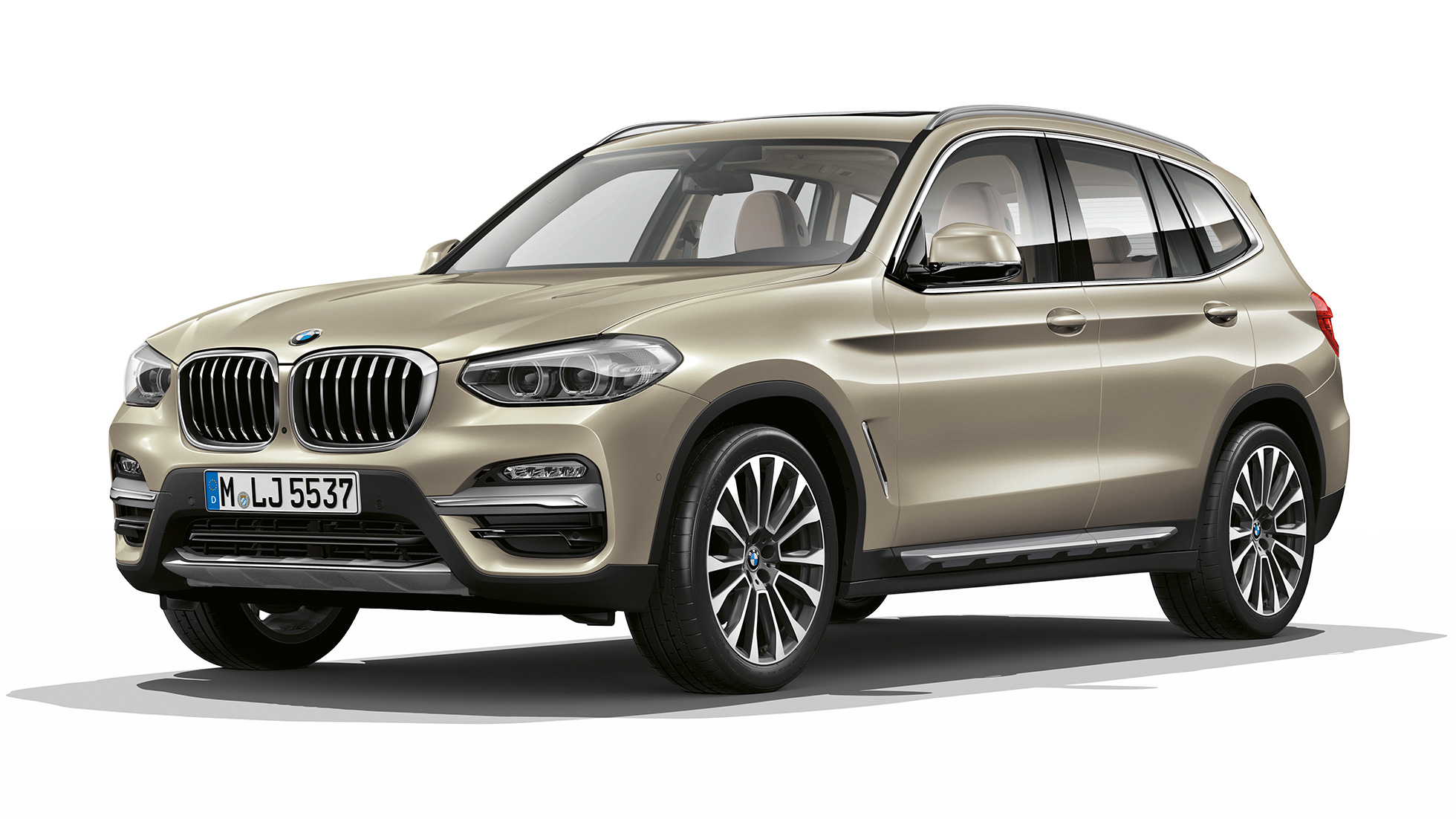 BMW X3 M40i, Versão Line Luxury, perspetiva frontal a três quartos BMW X3 M40i, Versão Line Luxury, perspetiva frontal a três quartos