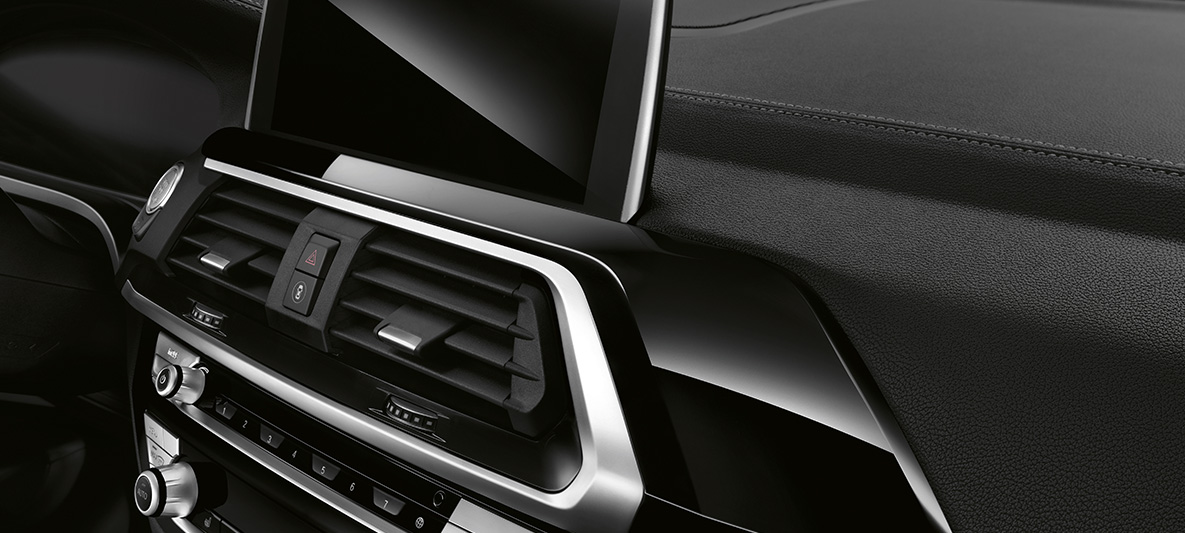 BMW X3, frisos interiores BMW Individual em preto Piano BMW X3, frisos interiores BMW Individual em preto Piano