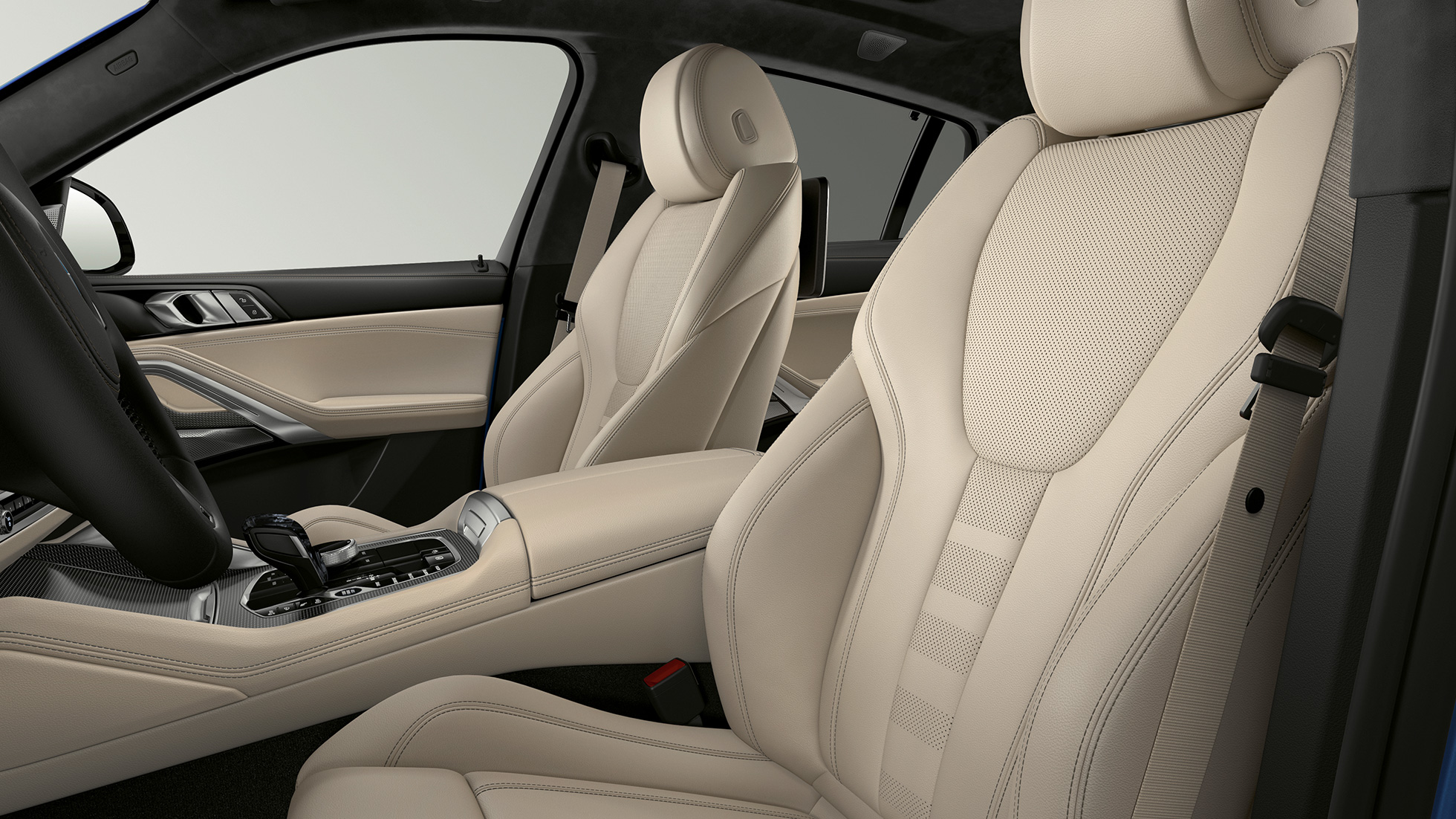 Estofos do BMW X6 equipado com Pack Desportivo M. Interior do BMW X6 equipado com Pack Desportivo M, destaque para os estofos.