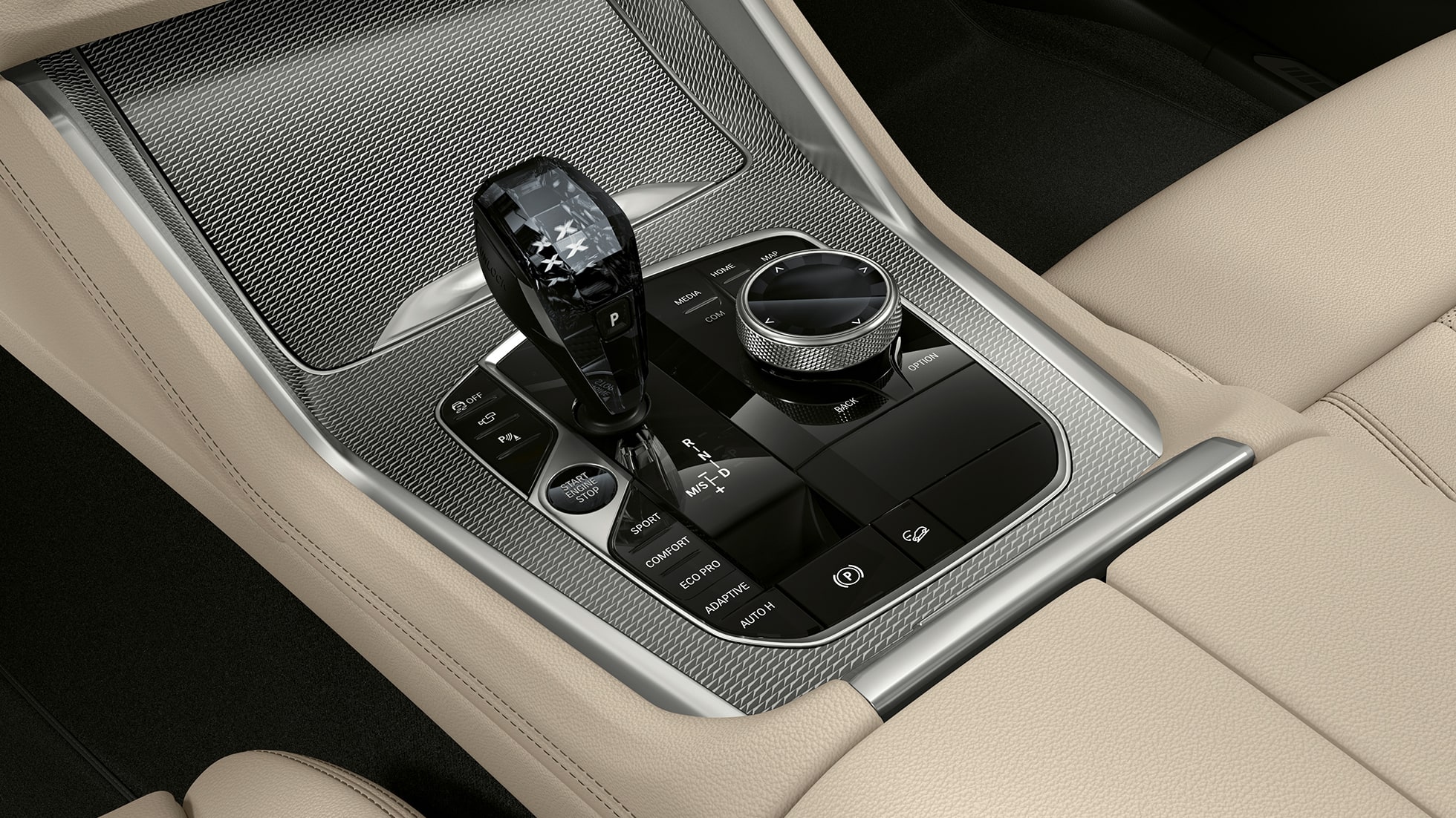 Consola central do BMW X6 equipado com Pack Desportivo M. Interior do BMW X6 equipado com Pack Desportivo M, destaque para a consola central.