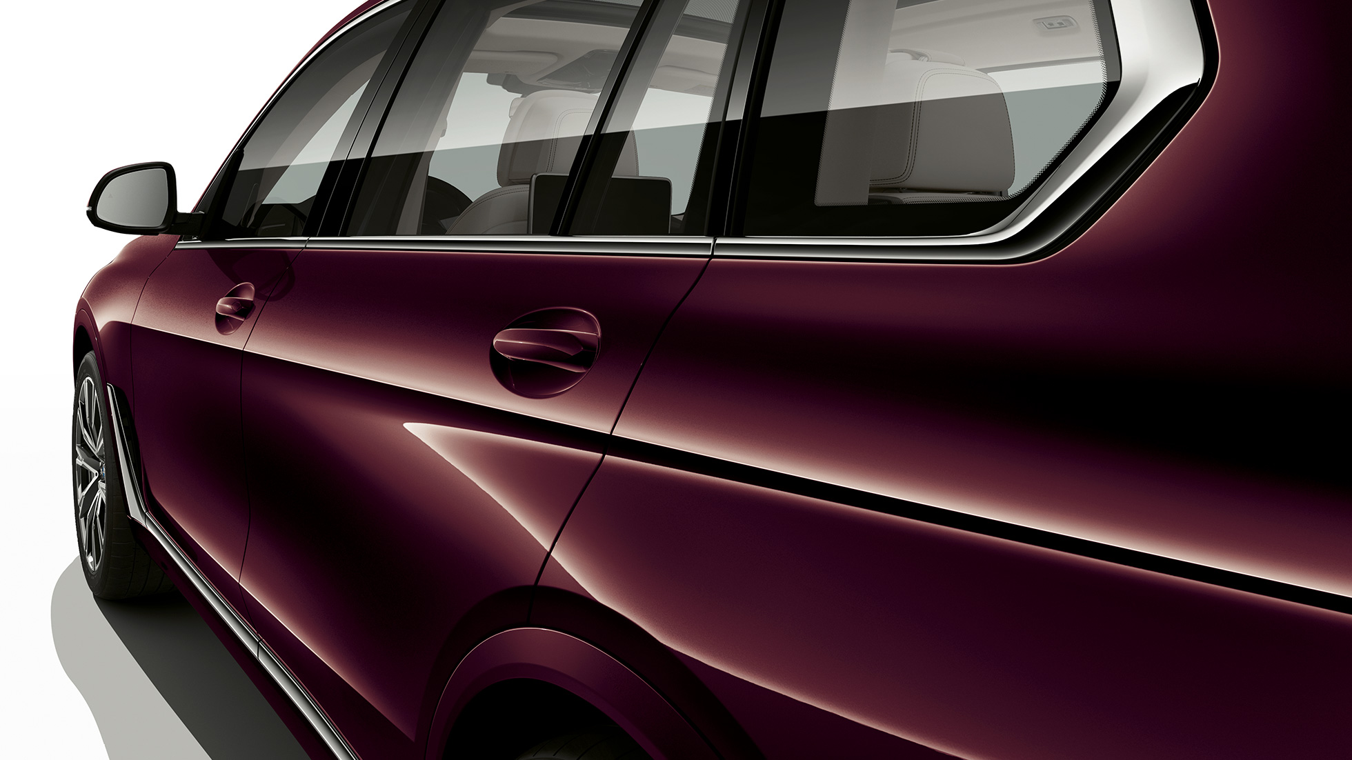 BMW X7, posto de condução do Pack Desportivo M Grande plano frontal do posto de condução do BMW X7 com equipamento do Pack Desportivo M