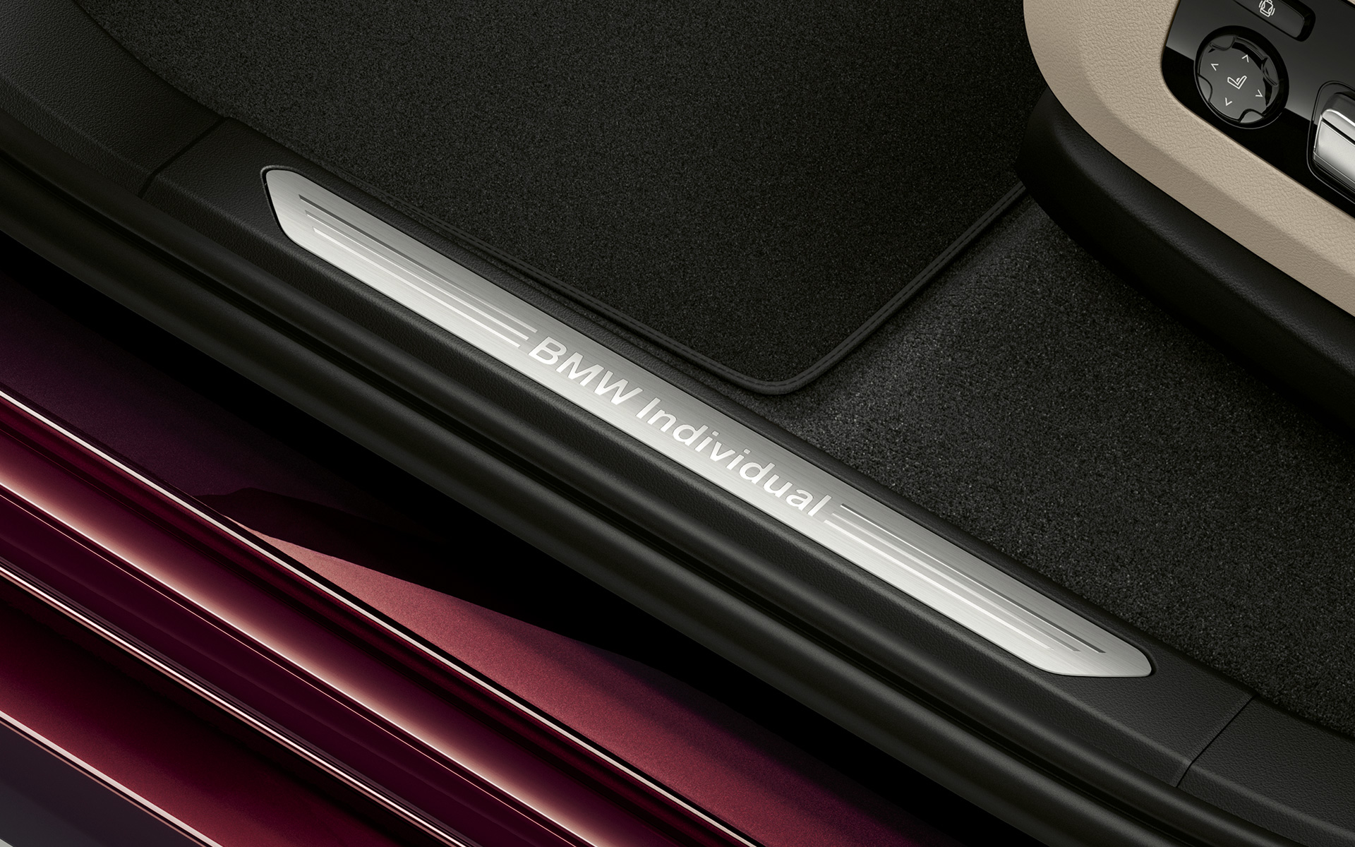 BMW X7 Individual, G07, 2019, pintura Ametrine metalizada, soleiras das portas iluminadas com designação BMW Individual BMW X7 Individual xDrive40i, G07, 2018, pintura Ametrine metalizada, soleiras das portas iluminadas com designação BMW Individual