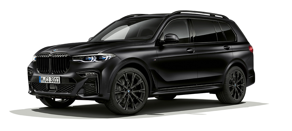BMW X7 Edition em preto Frozen BMW Individual metalizada, G06, 2019 BMW X7 Edition em preto Frozen BMW Individual metalizada, G06, 2019, perspetiva frontal a três quartos
