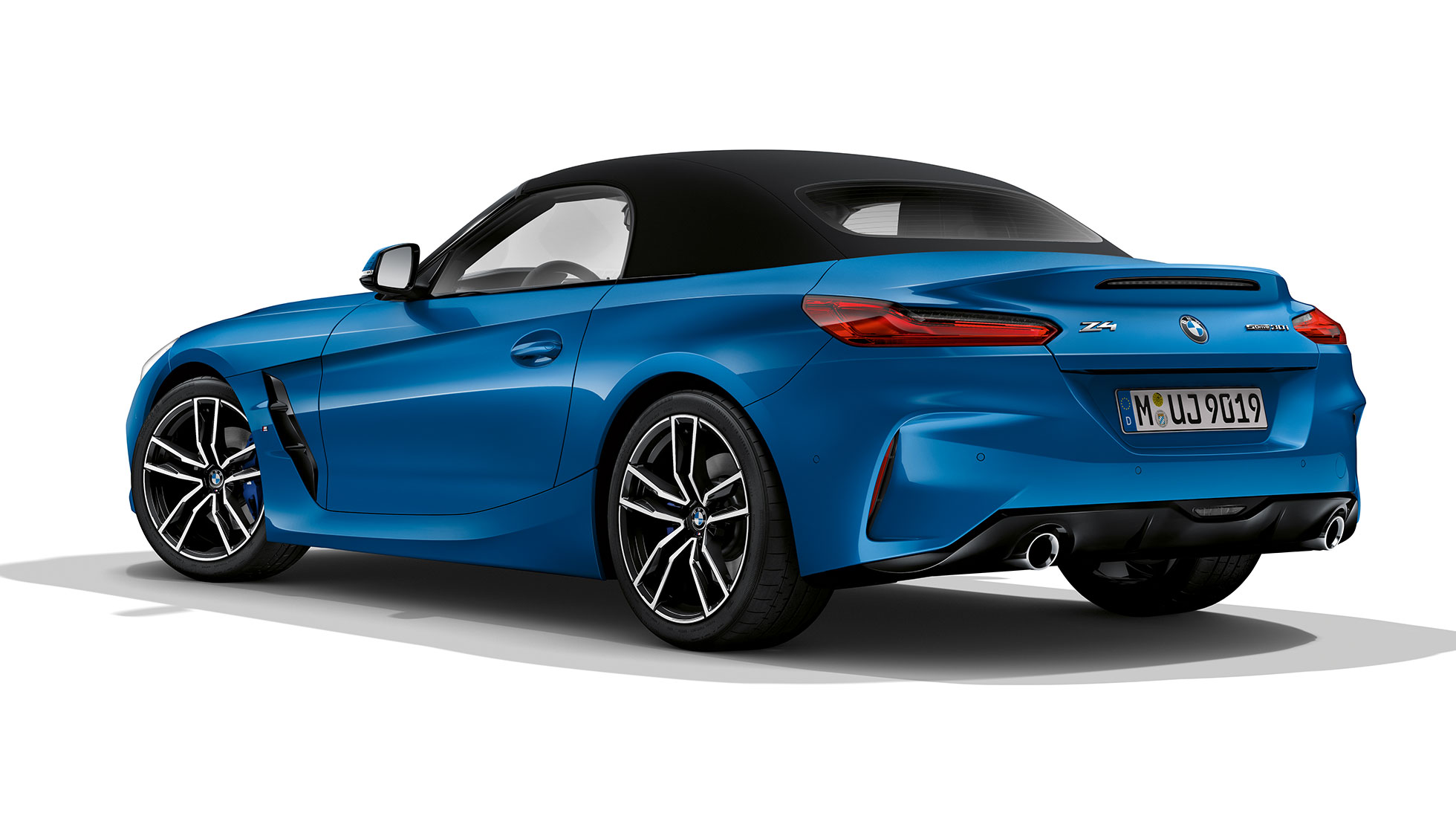 BMW Z4 Roadster Versão Desportiva M BMW Z4 Roadster na Versão Desportiva M, perspetiva traseira a três quartos