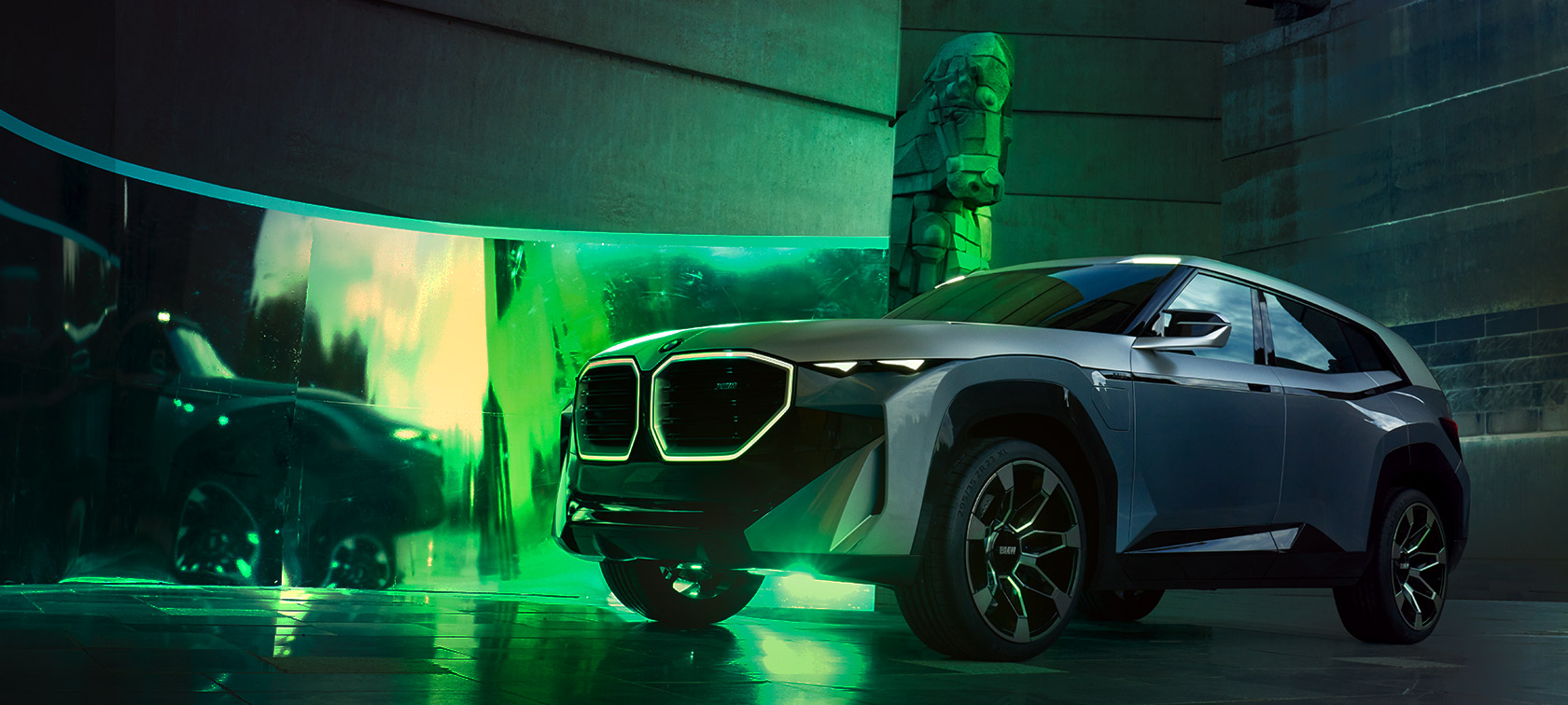 Concept BMW XM (G09), perspetiva dianteira a três quartos Concept BMW XM (G09), perspetiva dianteira a três quartos