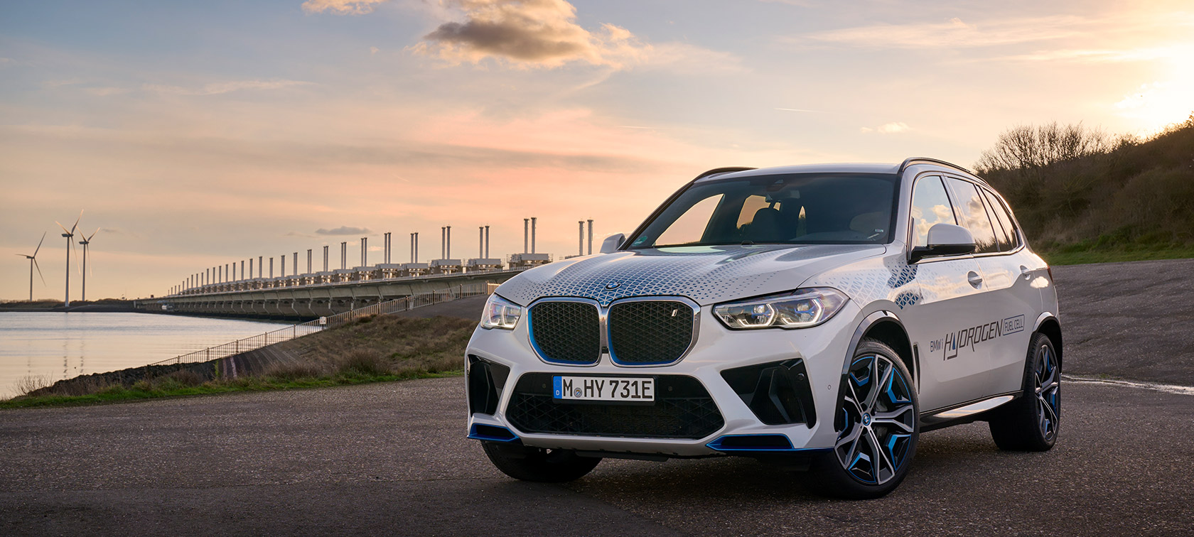 BMW iX5 Hydrogen, G05, FCEV BMW iX5 Hydrogen, G05, FCEV, perspetiva dianteira a três quartos