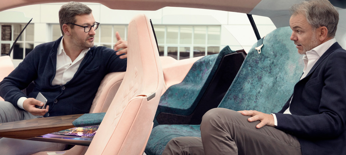Adrian van Hooydonk no BMW Vision iNEXT Designer da BMW e Adrian van Hooydonk no BMW Vision iNEXT