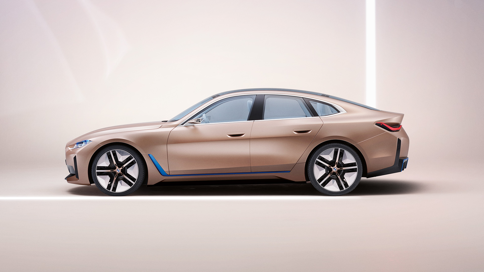 Exterior 3 do Concept BMW i4 2020 G26 Exterior 3 do Concept BMW i4 2020 G26, automóvel elétrico, BMW Gran Coupé totalmente elétrico