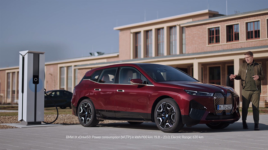 Automóveis elétricos BMW, BMW iX, carregamento público com o Carregamento BMW, vídeo Automóveis elétricos BMW, BMW iX, carregamento público com o Carregamento BMW, vídeo
