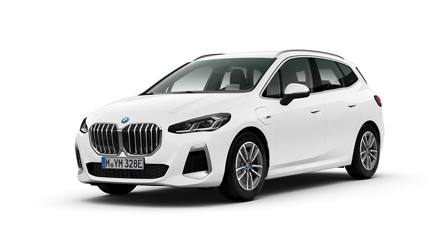 BMW 230e xDrive, U06, PHEV, perspetiva dianteira a 3/4, parado