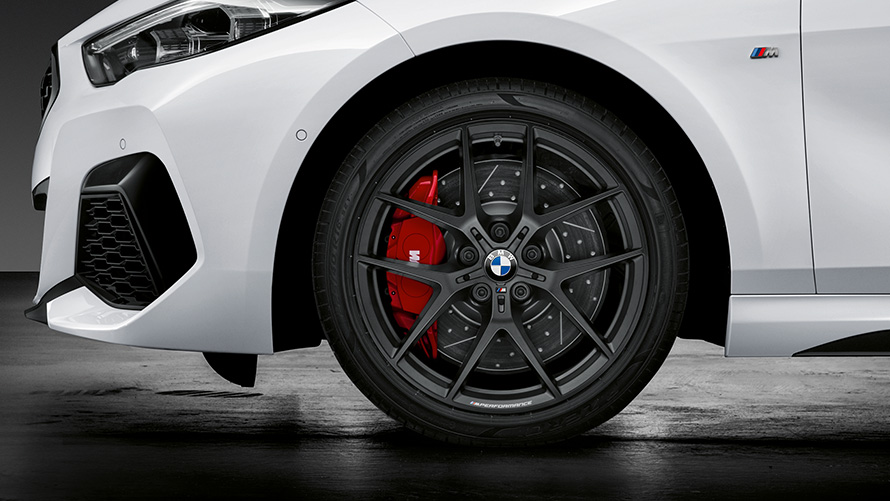 Jantes de liga leve BMW M Performance 554 M de raios em V de 18" Jantes de liga leve BMW M Performance 554 M de raios em V de 18", forjadas, em preto Jet mate, conjunto de rodas completas de inverno