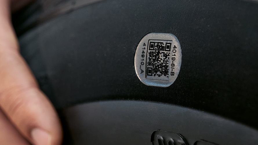 Pneus BMW, pneu com código QR Pneus BMW, pneu com código QR