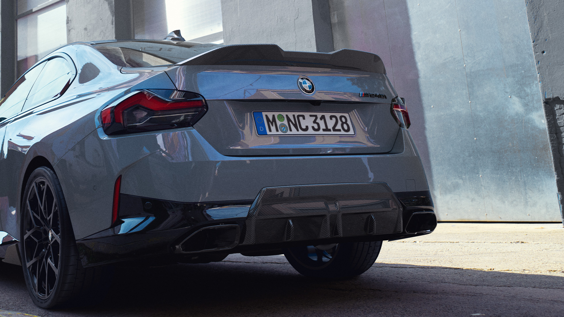 BMW Série 2 Coupé, G42, perspetiva traseira, grande plano Peças BMW M Performance, BMW Série 2 Coupé, G42, perspetiva traseira, grande plano