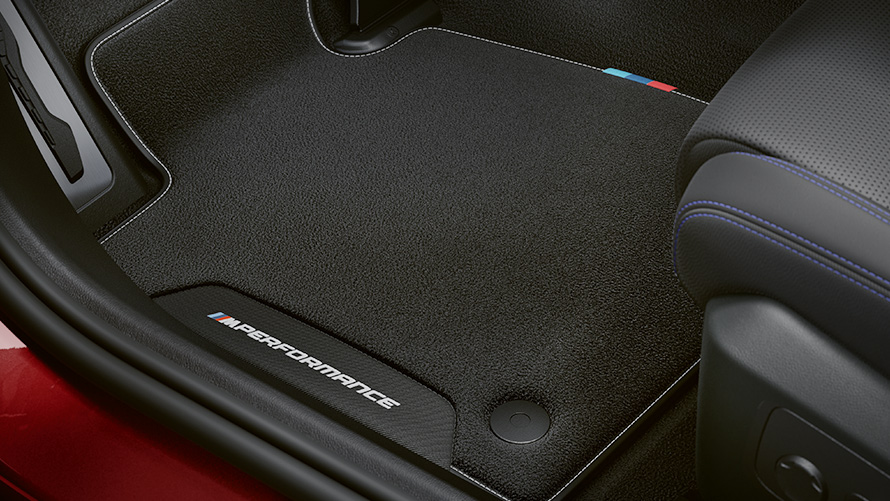 Acessórios BMW M Performance BMW i5 Tapetes M Performance Acessórios BMW M Performance BMW i5 de 2023 Tapetes M Performance