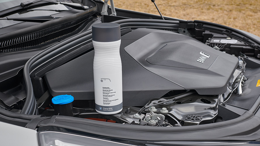 Líquido de limpeza com descongelante BMW, Acessórios Originais BMW para outono e inverno Líquido de limpeza com descongelante BMW, Acessórios Originais BMW para outono e inverno