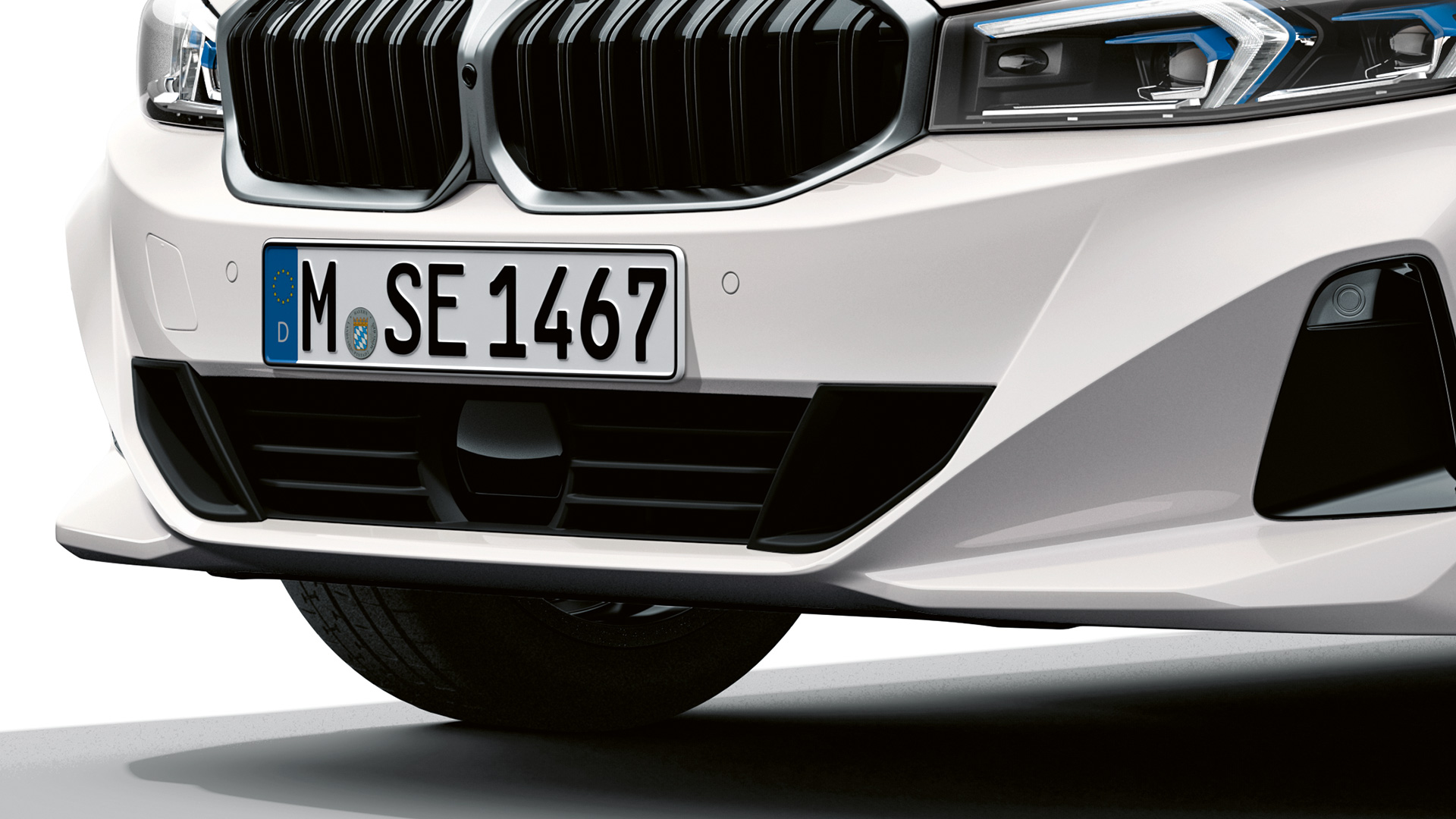 Visualizador de danos exteriores BMW, BMW, perspetiva dianteira a três quartos, para-choques dianteiro, grande plano