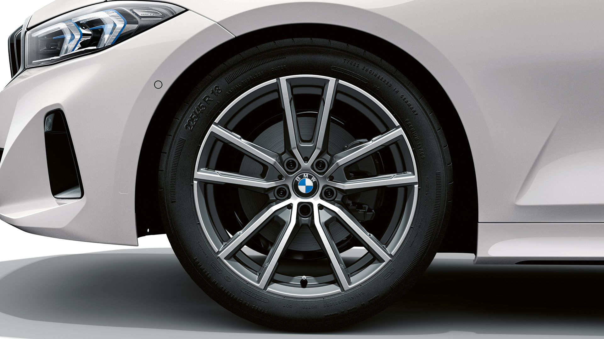 Visualizador de danos exteriores, pneus BMW, grande plano
